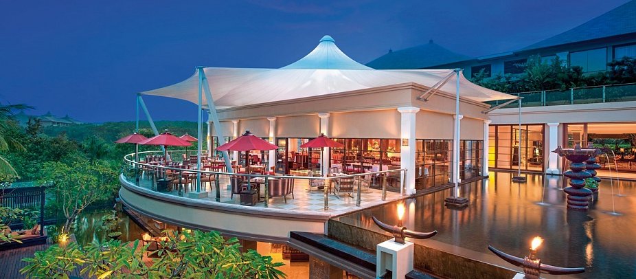 The St. Regis Bali Resort - Boneka Restaurant