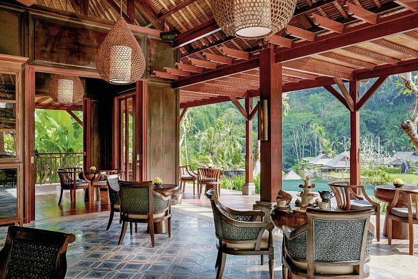 Mandapa, A Ritz-Carlton Reserve - Bar Library