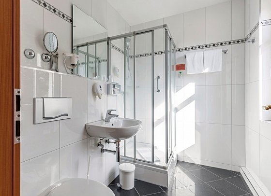 Andante Hotel Dresden - Wohnbeispiel Standard Doppelzimmer (Zimmercodierungen DB1 & DP3)