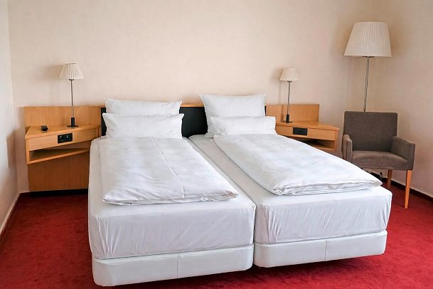 Hotel Dresden Neustadt - Wohnbeispiel Doppelzimmer Standard (Zimmercodierung DG1)