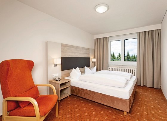 Hotel Am Bühl - Wohnbeispiel Familienzimmer (Zimmercodierungen FB1 & FP2)