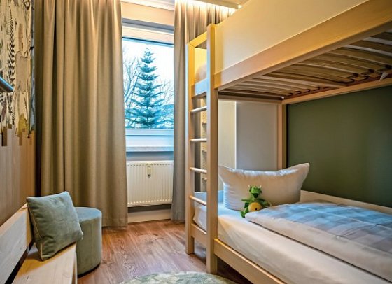 Elldus Resort - Familotel Erzgebirge - Wohnbeispiel Familien-Suite Premium (Zimmercodierung OM1)