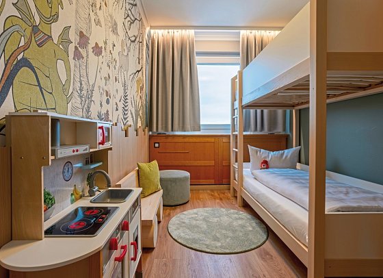 Elldus Resort - Familotel Erzgebirge - Wohnbeispiel Familien Suite Fips (Zimmercodierung OI1)