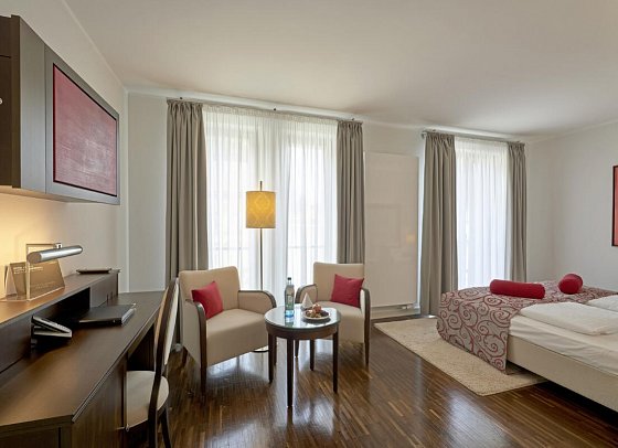 Hotel Elbresidenz an der Therme Bad Schandau - Wohnbeispiel Doppelzimmer Superior Elbseitig (Zimmercodierung DB3)
