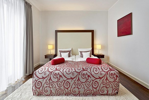 Hotel Elbresidenz an der Therme Bad Schandau - Wohnbeispiel Doppelzimmer Superior (Zimmercodierungen DB1 & DB3)