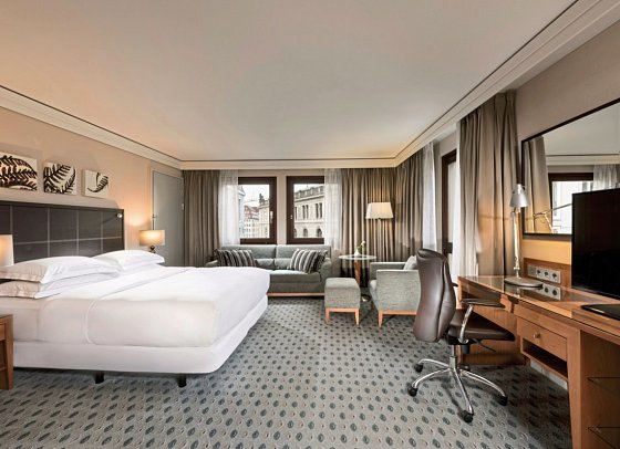 Hilton Dresden - Wohnbeispiel Doppelzimmer Executive (Zimmercodierung DT1)