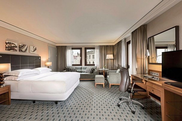 Hilton Dresden - Wohnbeispiel Doppelzimmer Executive (Zimmercodierung DT1)