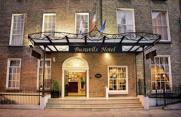 Buswells Hotel