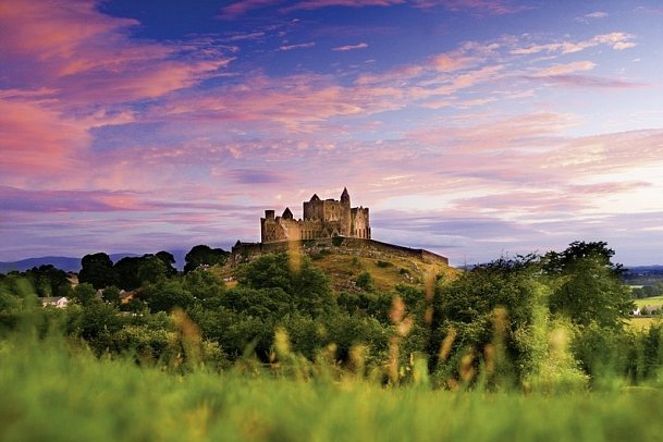 Wild Atlantic Way - Irlands wilde Westküste - Rock of Cashel