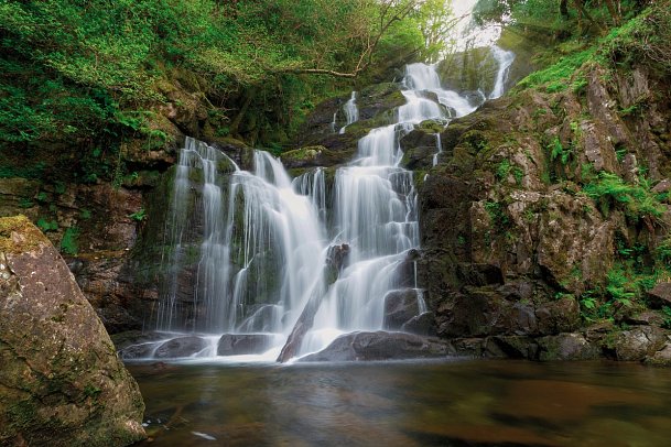 Irische Highlights - Torc Wasserfall, Killarney NP