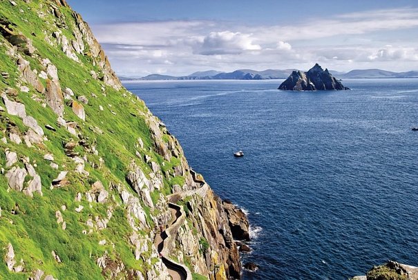 Roadtrip Wild Atlantic Way - Cliffs of Skellig Island