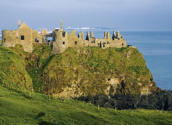 Irlands grüner Norden - Dunluce Castle