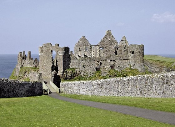 Irlands grüner Norden - Dunluce Castle