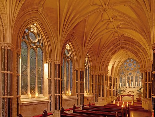 Herrschaftliches Irland - neugotische Kirche, Kylemore Abbey