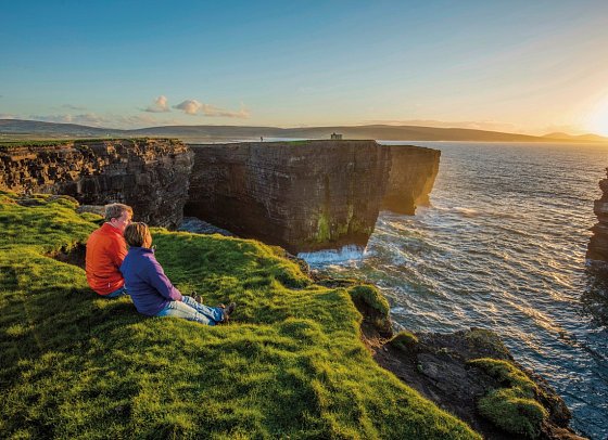 Irlands spektakuläre Küstenstraße - Downpatrick Head