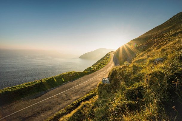 Irlands spektakuläre Küstenstraße - Coastal Road Keem Beach, Achill Island