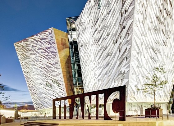 Bahnerlebnisreise Nordirland und der Westen - Titanic Erlebnismuseum