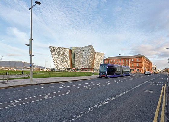 Bahnerlebnisreise Nordirland und der Westen - Glider Bus, Titanic Quarter, Belfast