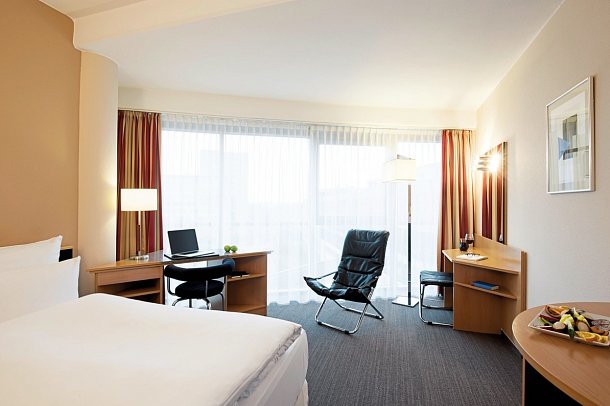 NH Düsseldorf City - Wohnbeispiel Doppelzimmer Standard (Zimmercodierung DG1)