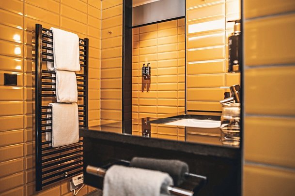 HENRI Hotel Düsseldorf Downtown - Zimmercodierungen DB1, DB2, DB3, EB1, EB2 & EB3