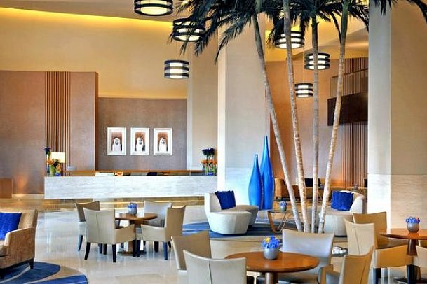 Mövenpick Hotel Jumeirah Beach - Lobby