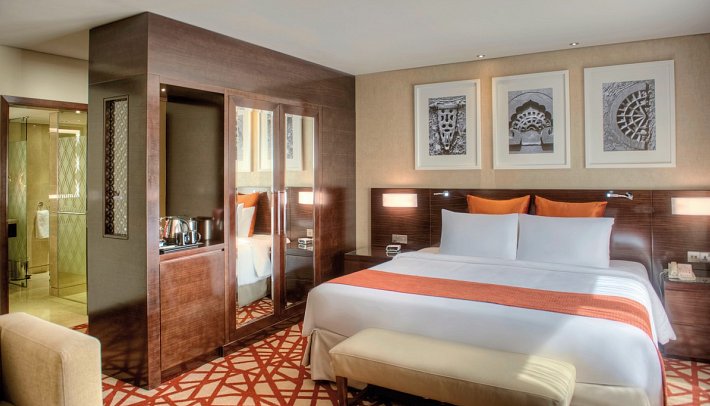 Crowne Plaza Dubai Deira - Wohnbeispiel Junior Suite (Zimmercodierung JB1)