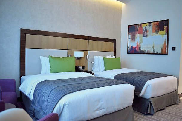 Golden Tulip Media Hotel - Wohnbeispiel Deluxe Room Twin Beds (Zimmercodierung DB2)