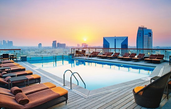 Golden Sands Hotel Creek