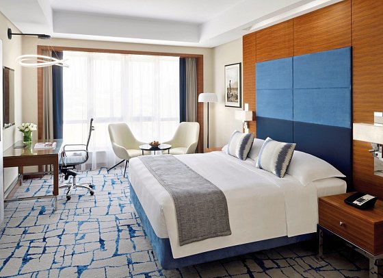 Mövenpick Hotel & Apartments Bur Dubai - Wohnbeispiel Deluxe Room (Zimmercodierung UT1)