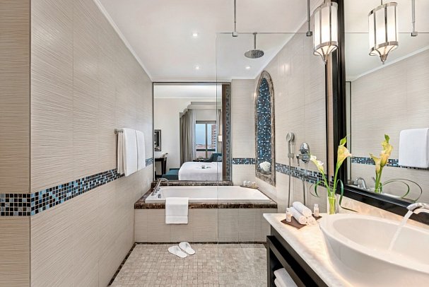 OAKS Ibn Battuta Gate - Beisoiel Bad