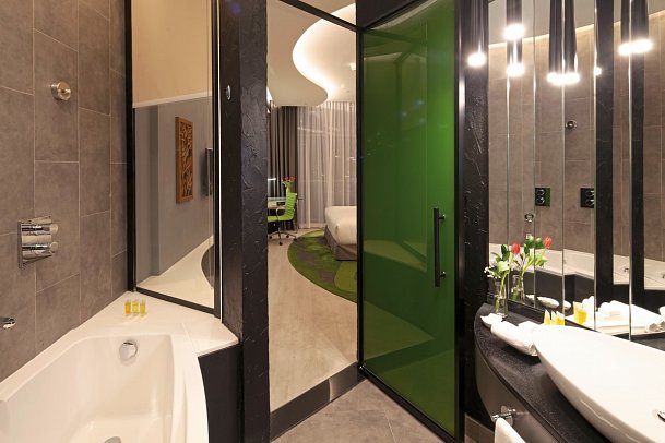 Al Khoory Sky Garden Hotel - Beispiel Bad