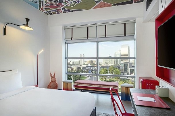 Hampton By Hilton Dubai Al Seef - Wohnbeispiel King Room with view (Zimmercodierung DB2)