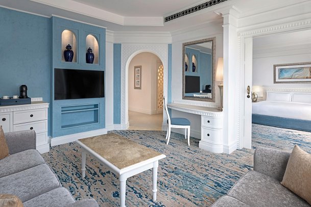 Al Habtoor Grand Resort, Autograph Collection - Wohnbeispiel Tower Suite (Zimmercodierung WB1)