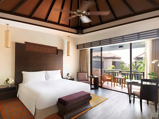 Anantara The Palm Dubai Resort - Wohnbeispiel Premier Lagoon View (Zimmercodierung DM1)