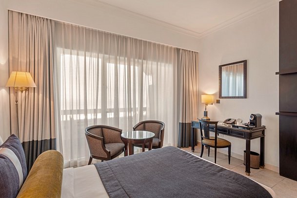 Dusit Ajman Resort & Villas - Wohnbeispiel Superior Sea View Room (Zimmercodierung DSM)