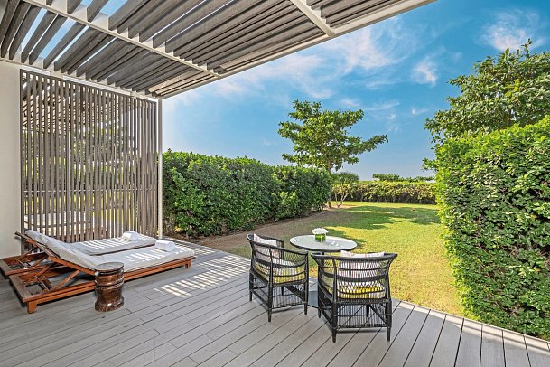 Al Zorah Beach Resort - Wohnbeispiel Premier Room with Private Garden (Zimmercodierung UM1)