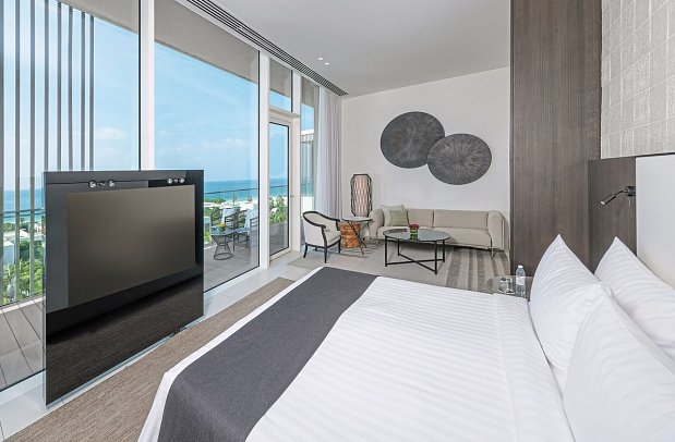 Al Zorah Beach Resort - Wohnbeispiel Deluxe Suite with Private Terrace (Zimmercodierung WD2)