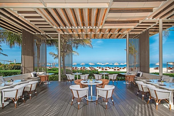 Al Zorah Beach Resort - Aquario Restaurant