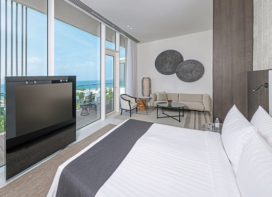 Al Zorah Beach Resort - Wohnbeispiel Deluxe Suite with Private Terrace (Zimmercodierung WD2)