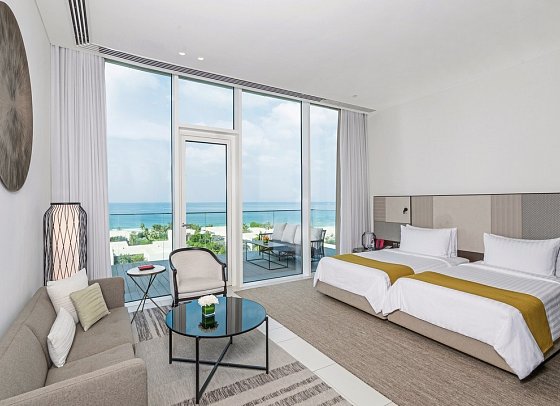 Al Zorah Beach Resort - Wohnbeispiel Kohinoor Suite with Private Terrace (Zimmercodierung WB1)