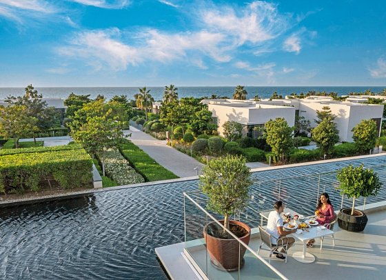 Al Zorah Beach Resort - Vinesse
