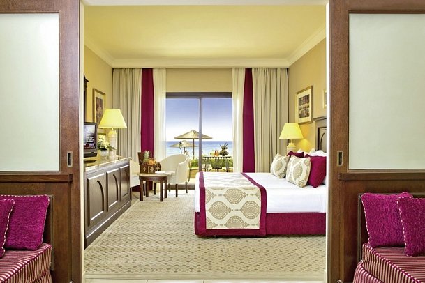 Miramar Al Aqah Beach Resort - Wohnbeispiel Superior Room Side Sea View (Zimmercodierung US3)