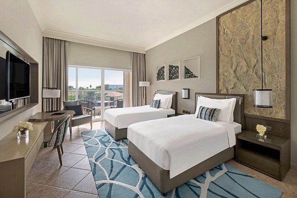 Fujairah Rotana Resort & Spa Al Aqah Beach - Wohnbeispiel Guest Room (Zimmercodierungen DB1 & FB1)