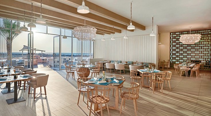 Fairmont Fujairah Beach Resort