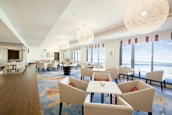 JA Ocean View Hotel - Coral Club Lounge