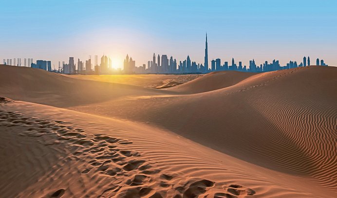 Wüstenmetropolen & Weihrauchduft - Dubai Wüste bei Sonnenuntergang