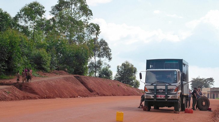 Drifters - Uganda Explorer