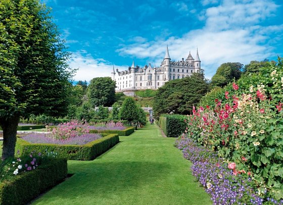North Coast 500 - Schottlands Route 66 - Dunrobin Castle