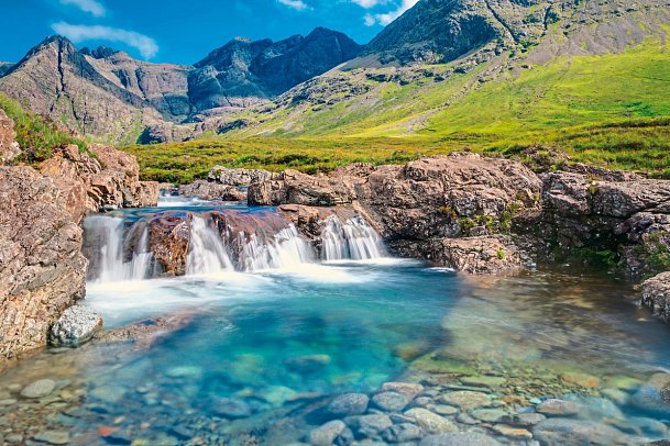 Bahnerlebnisreise Schottland - Fairy Pools, Isle of Skye