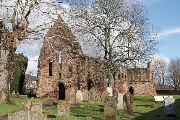 Schottland auf den Spuren von Jamie und Claire - Beauly Priory